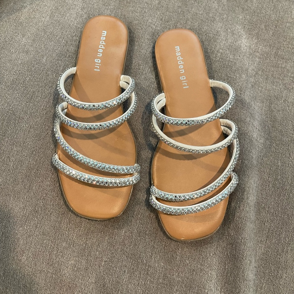 Madden Girl Women's Tan and Silver Sandals